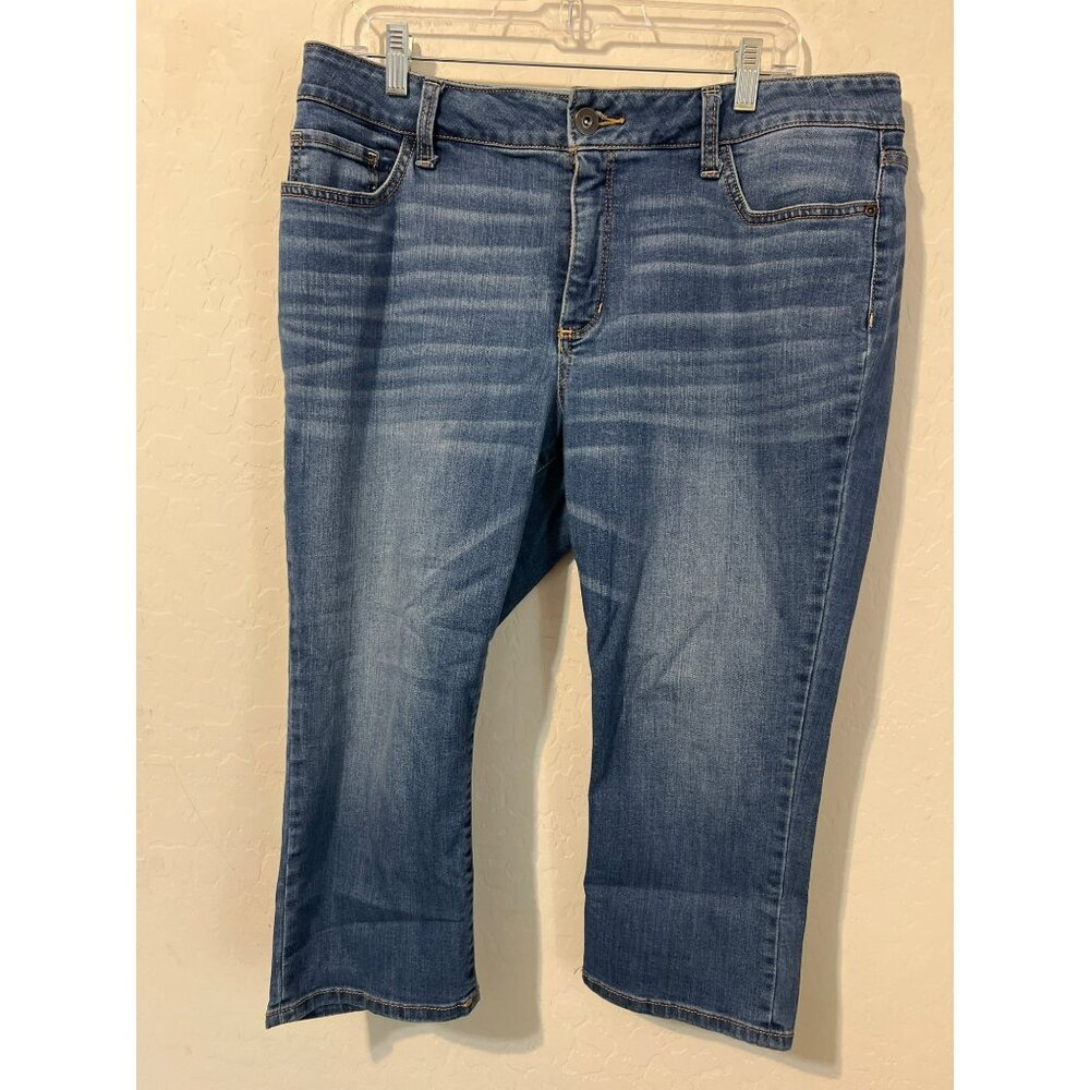 St. John's Bay Cropped Jeans Medium Wash Sz 16P Petite